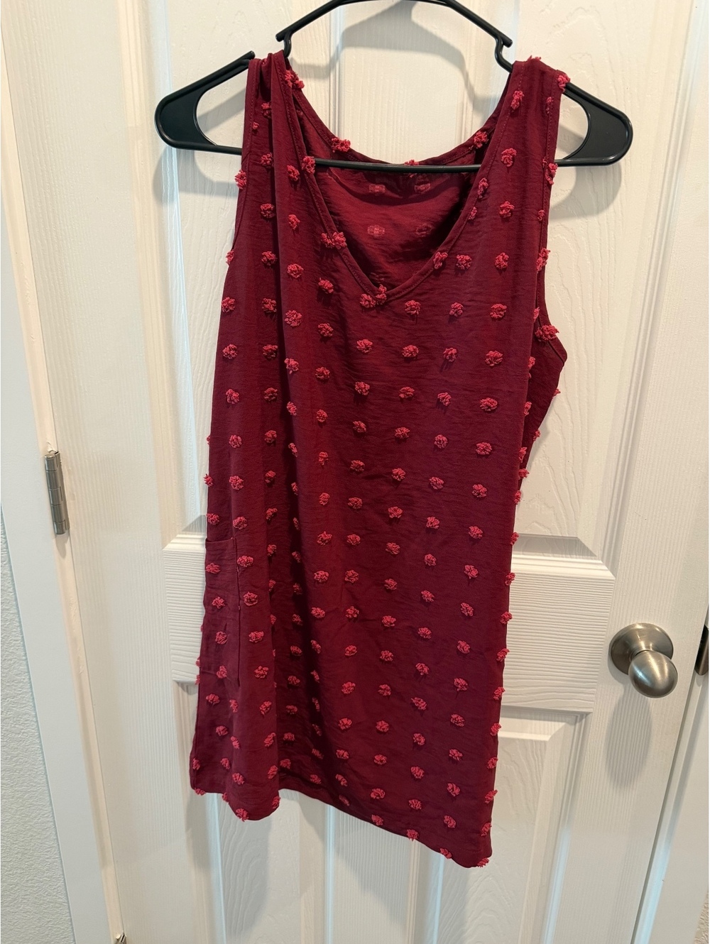 Burgundy textured sleeveless dress size M